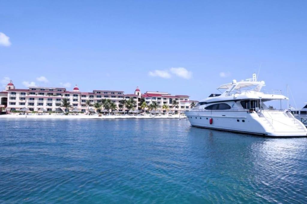 Punta Me Apartment Beach Front In The Hotel & Waterpark Cancun Exterior photo