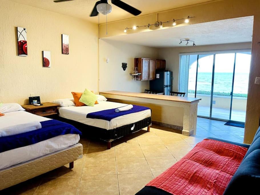 Punta Me Apartment Beach Front In The Hotel & Waterpark Cancun Exterior photo