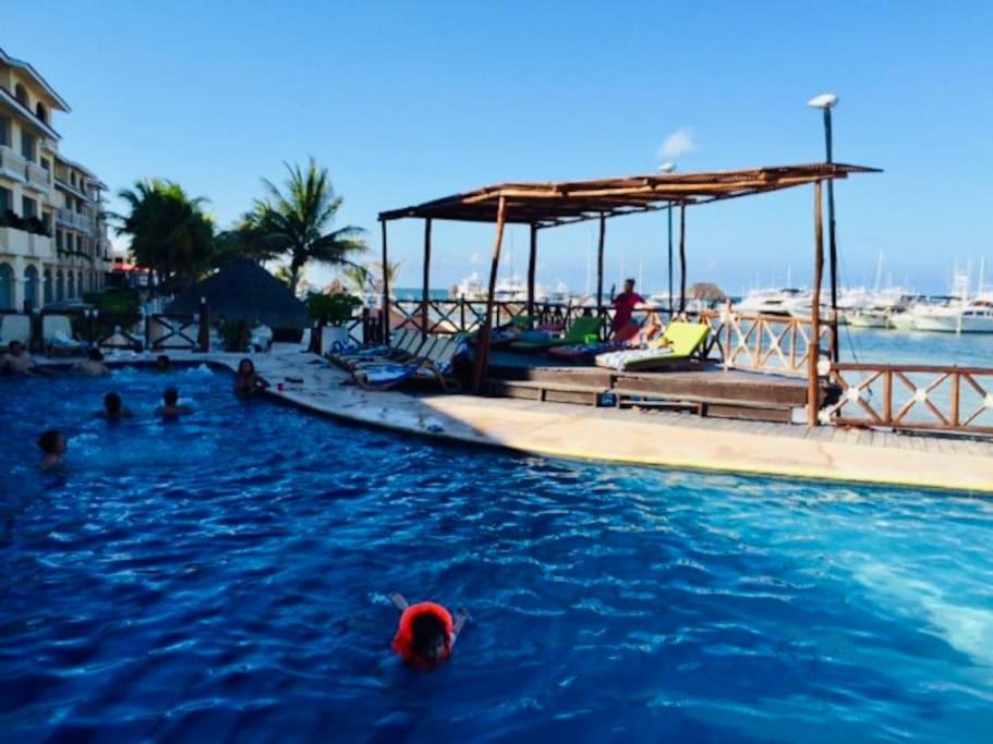 Punta Me Apartment Beach Front In The Hotel & Waterpark Cancun Exterior photo